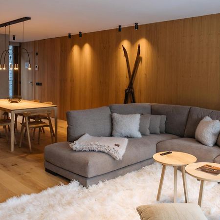 Isard Residences By Leo エル・ターター エクステリア 写真