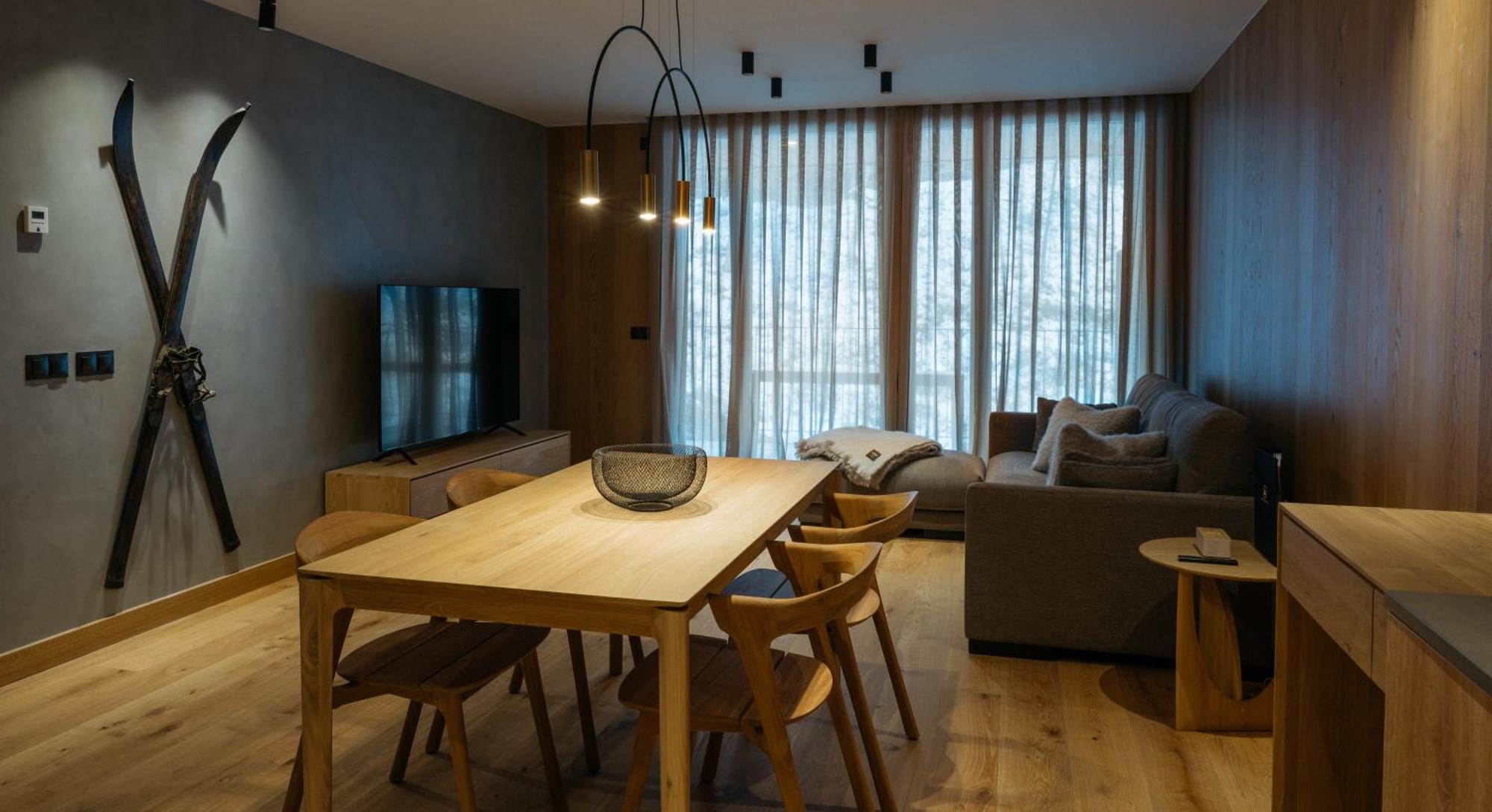 Isard Residences By Leo エル・ターター エクステリア 写真