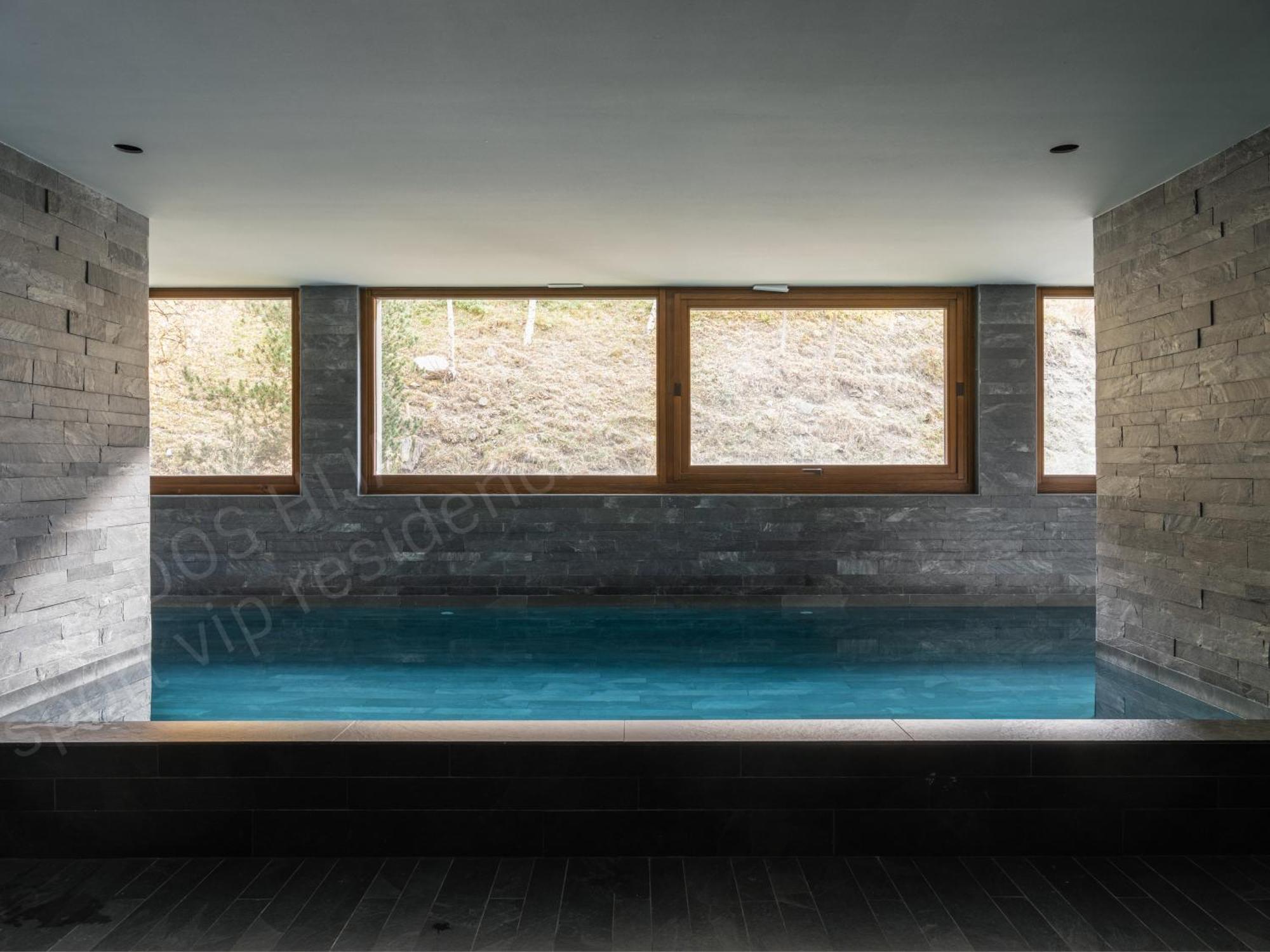 Isard Residences By Leo エル・ターター エクステリア 写真
