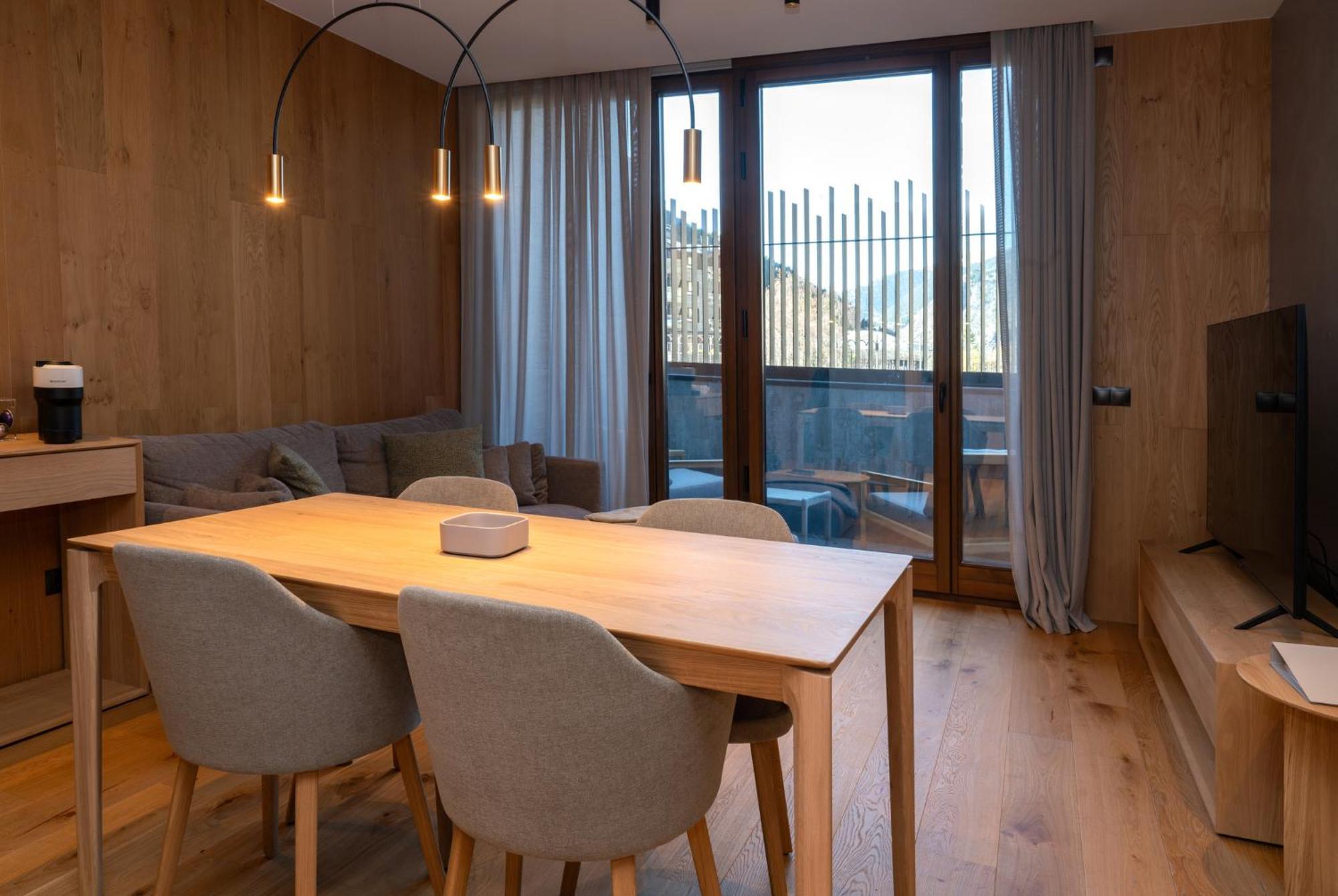 Isard Residences By Leo エル・ターター エクステリア 写真